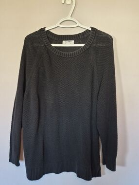Old Navy Crewneck Sweater